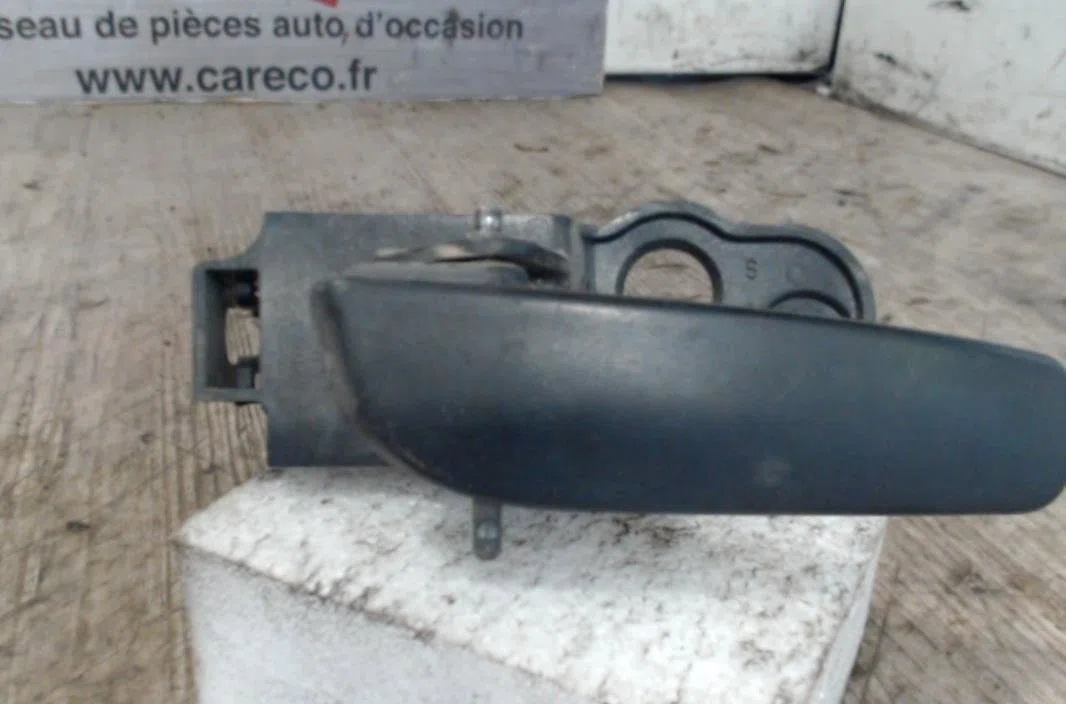 Poignee int porte avg Citroen NEMO Camionnette-Monospace (AA_) 1.4 hdi (2008) 4 portes occasion