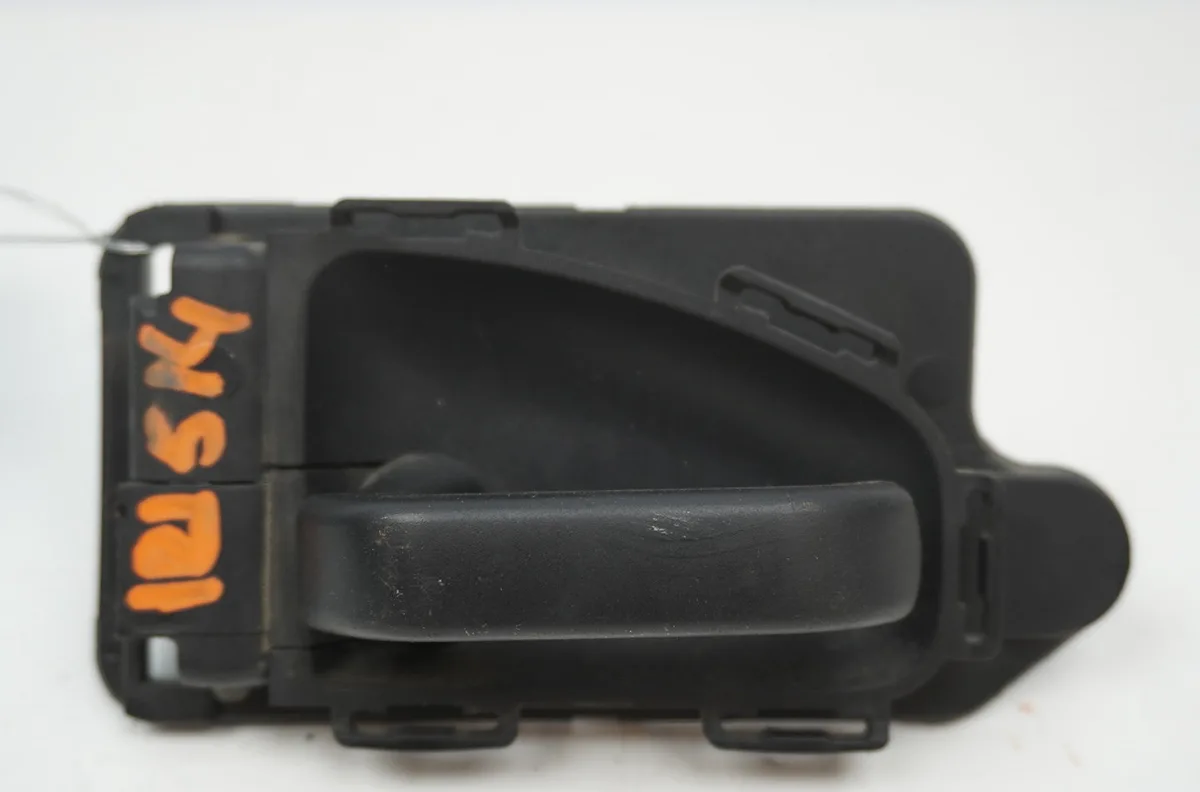 Poignee int porte avg Citroen SAXO (S0, S1) 1.1 x, sx (1996-2003) 5 portes occasion