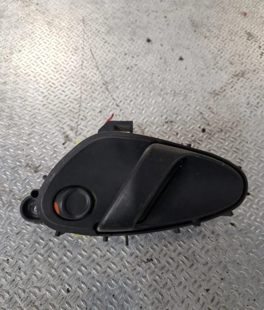 Poignee int porte avg CITROEN XSARA  XSARA PHASE 1 COUPE occasion