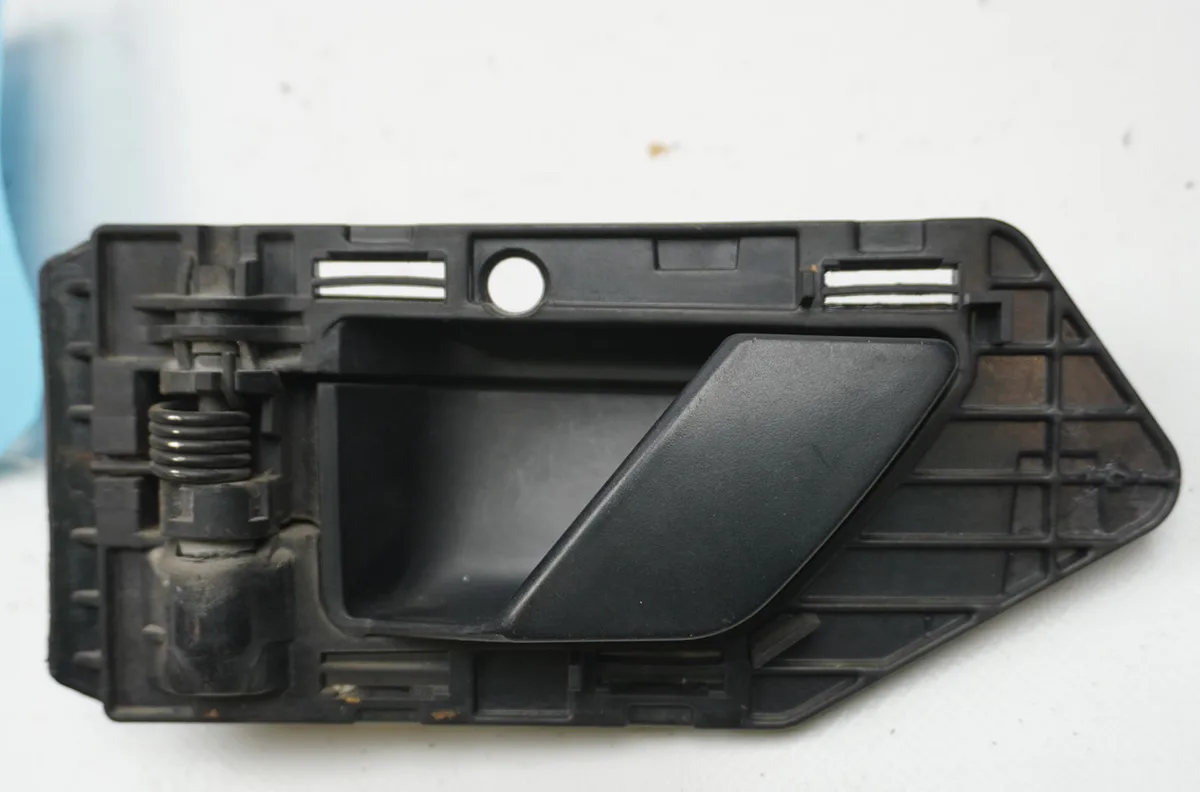 Poignee int porte avg Citroen ZX (N2) 1.9 d (1993-1997) occasion