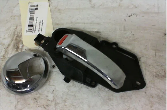 Poignee int porte avg FIAT 500 II 500 II Phase 1 2007-07-01--2016-03-31 1.2i 69ch occasion