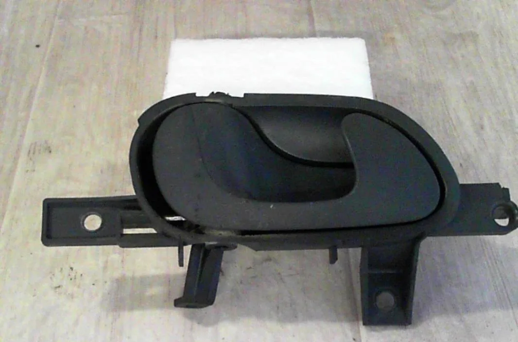 Poignee int porte avg Fiat SCUDO Camionnette (220_) 1.9 d (1996-2006) occasion