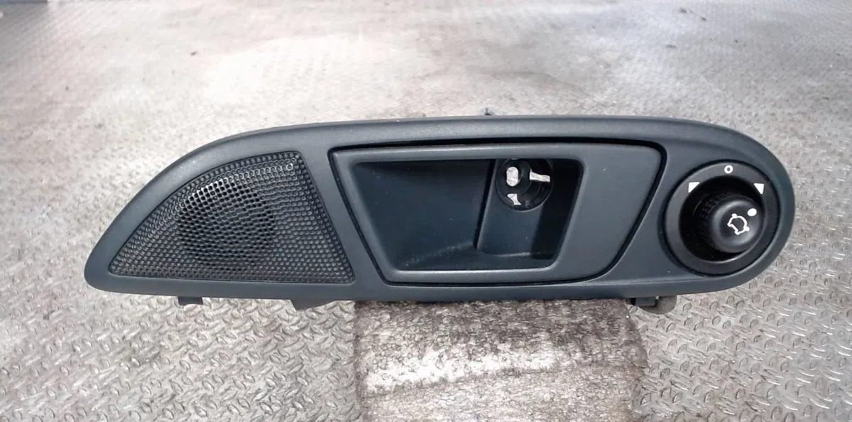 Poignee int porte avg FORD FIESTA 6  FIESTA 6 PHASE 1 occasion
