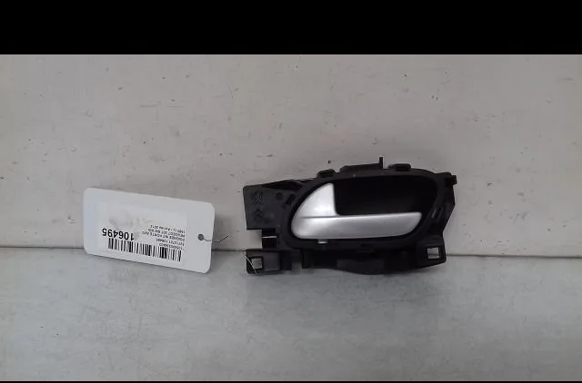 Poignee int porte avg Peugeot 207 SW (WK_) 1.6 hdi (2007-2012) 5 portes occasion