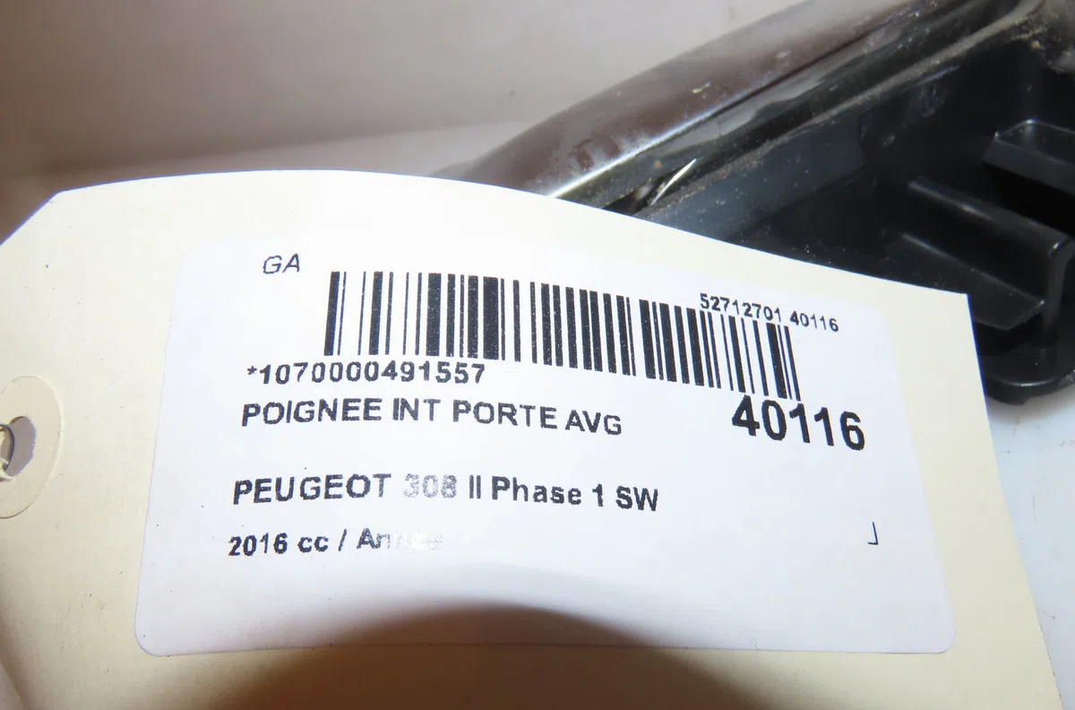 Poignee int porte avg Peugeot 308 SW II (LC_, LJ_, LR_, LX_, L4_) 1.2 thp 130 (2014-2021) occasion