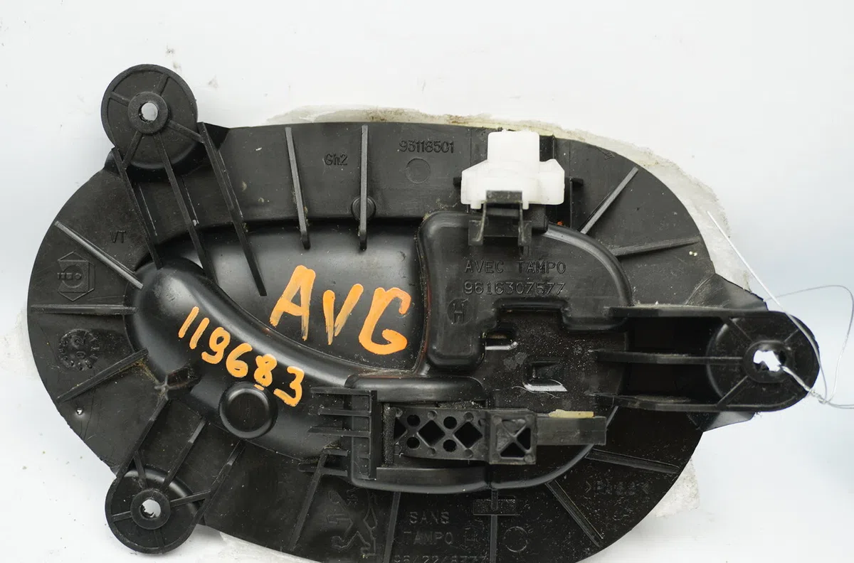 Poignee int porte avg Peugeot 406 (8B) 2.0 hdi 110 (1998-2001) 4 portes occasion