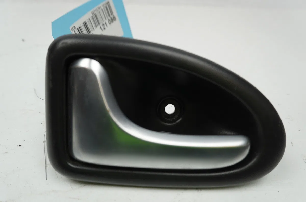 Poignee int porte avg Renault CLIO II (BB_, CB_) 1.2 16v (bb05, bb0w, bb11, bb27, bb2t, bb2u, bb2v, cb05,... (2001-2016)