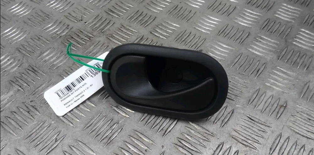 Poignee int porte avg Renault TWINGO II (CN0_) 1.2 (cn0d) (2007-2014) 3 portes occasion