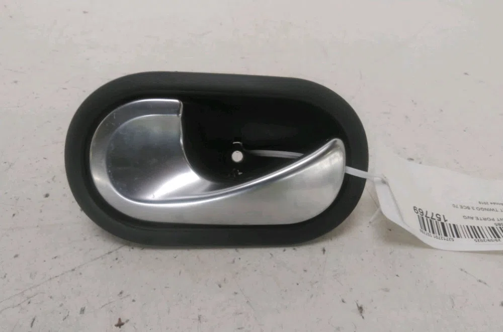Poignee int porte avg Renault TWINGO III (BCM_, BCA_) 1.0 sce 70 (2014) 5 portes occasion