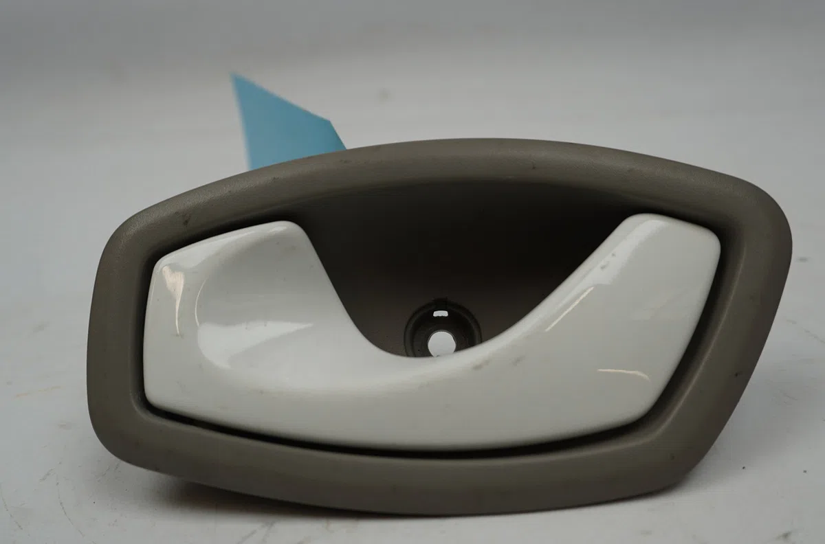Poignee int porte avg Renault ZOE (BFM_) Zoe (2012) 5 portes occasion