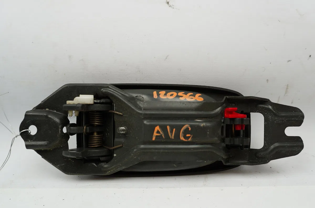 Poignee int porte avg Suzuki ALTO IV (EF) 1.0 (sh410) (1994-2002) occasion
