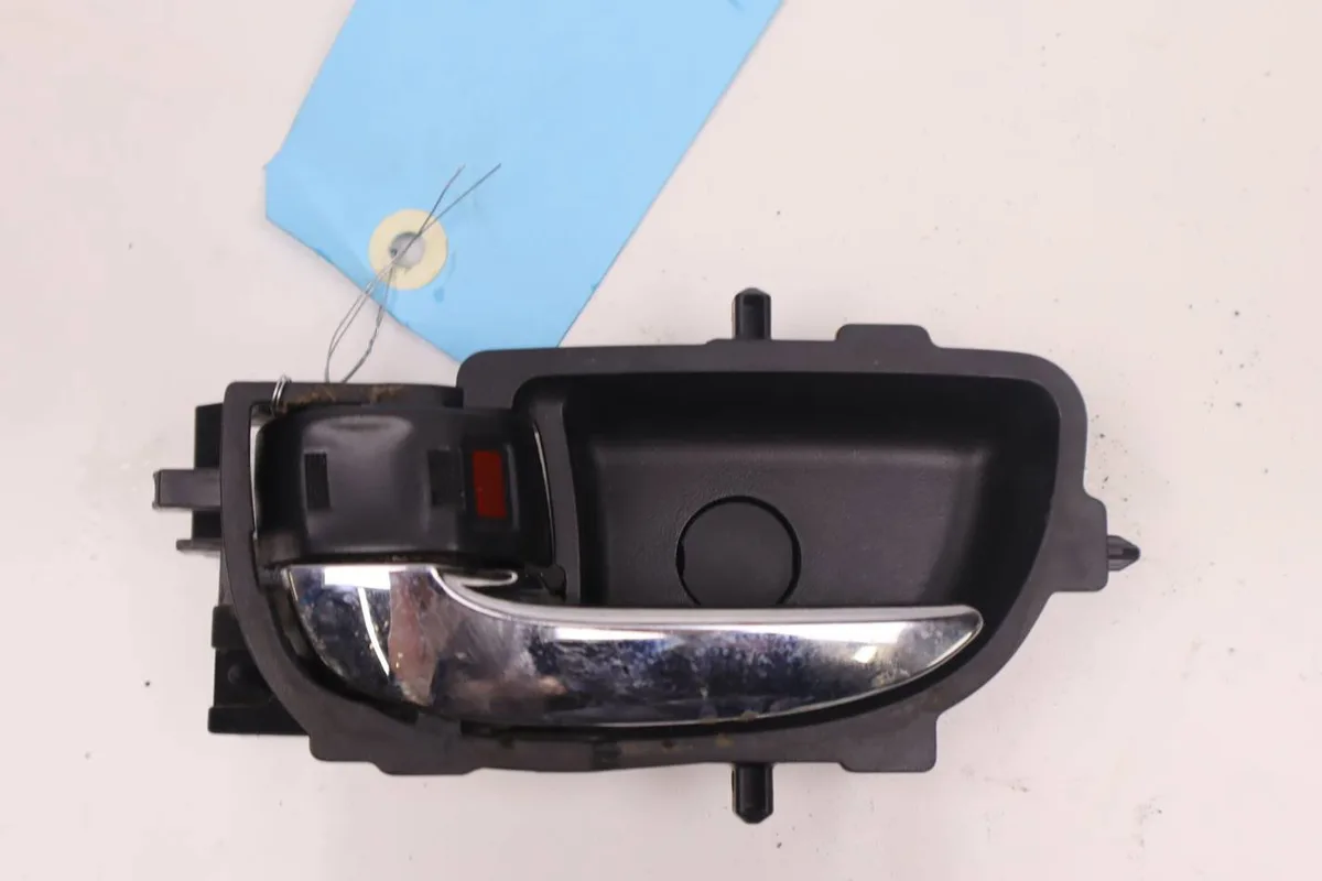 Poignee int porte avg Toyota AYGO (_B4_) 1.0 (kgb40) (2014) occasion