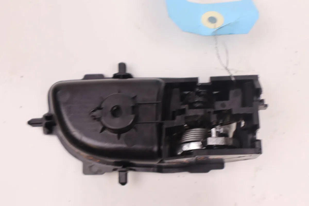 Poignee int porte avg Toyota AYGO (_B4_) 1.0 (kgb40) (2014) occasion