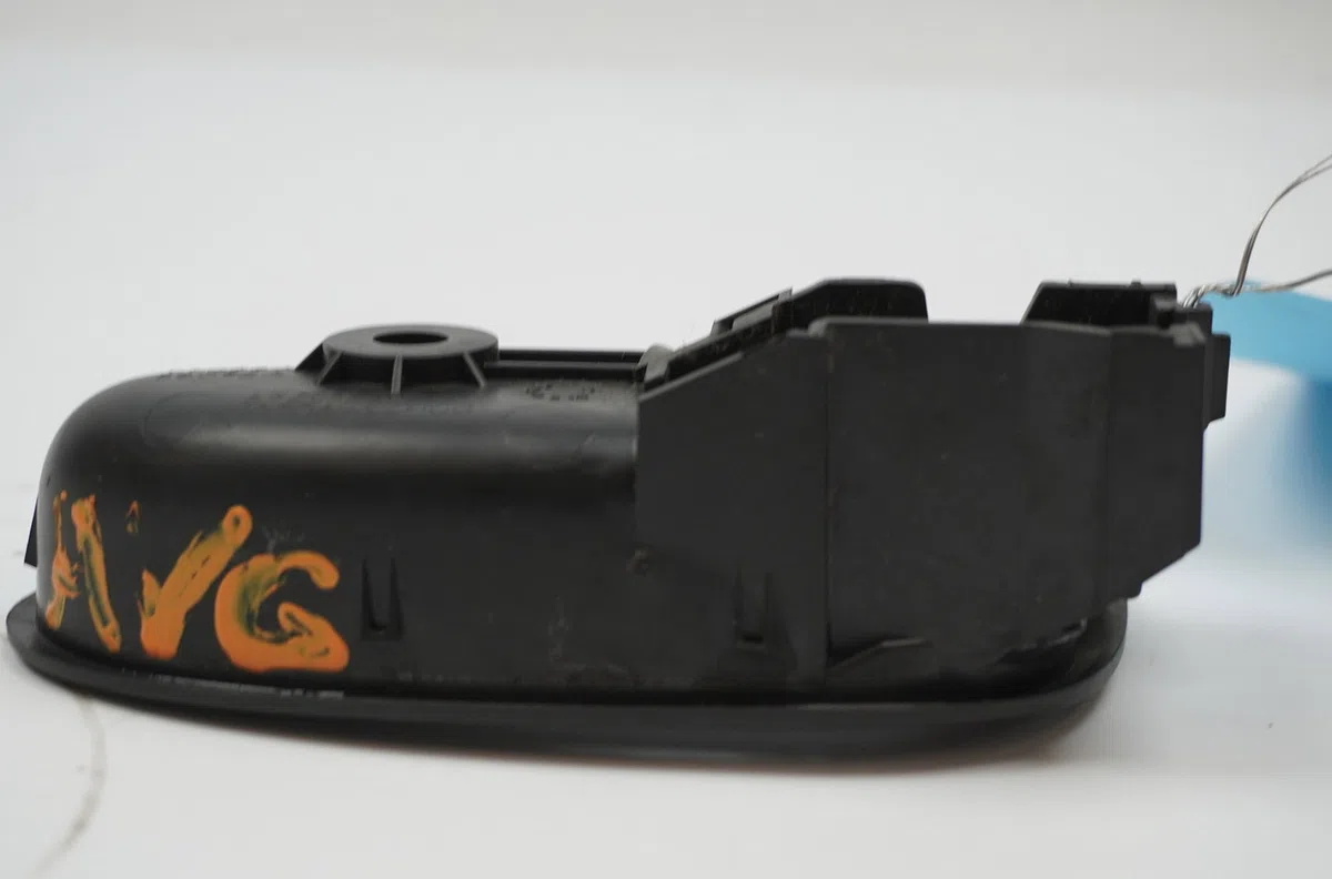 Poignee int porte avg Toyota YARIS (_P9_) 1.4 d-4d (nlp90_) (2005-2012) occasion