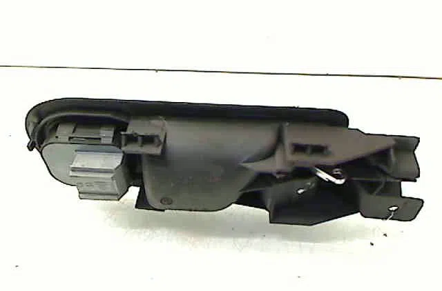 Poignee int porte avg VOLKSWAGEN PASSAT IV 1999 occasion