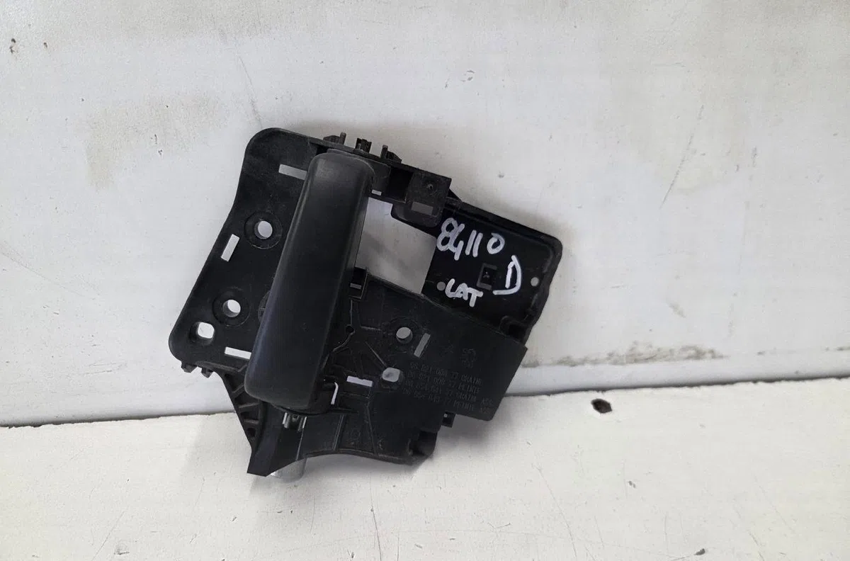 Poignee int porte coulissante d CITROEN BERLINGO 2 PHASE 1 occasion
