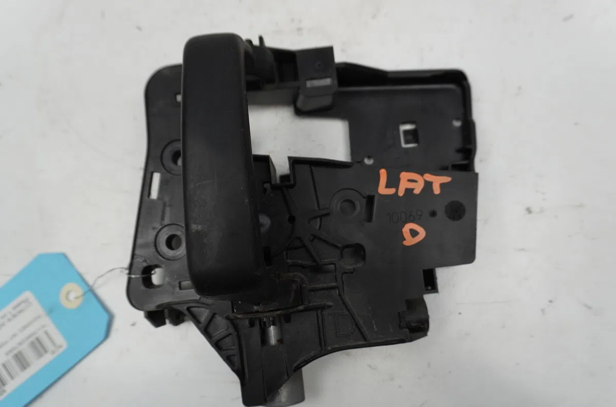 Poignee int porte coulissante d Citroen JUMPY Camionnette 2.0 hdi 125 (2011-2016) occasion