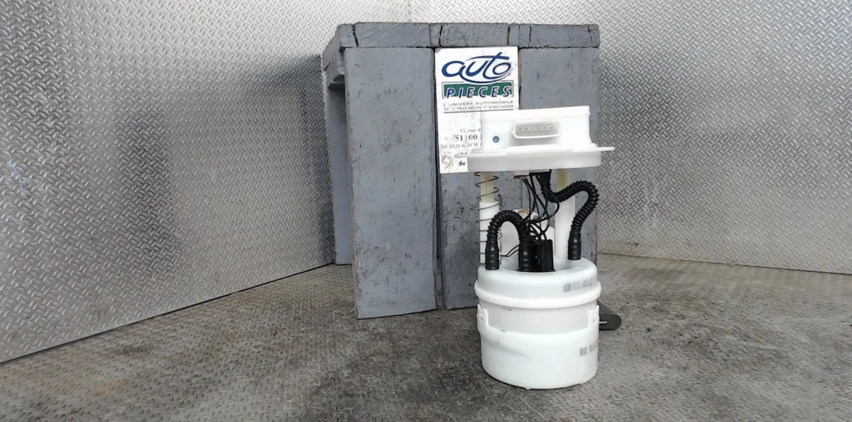 Pompe à carburant électrique RENAULT MEGANE 4 PHASE 1 occasion