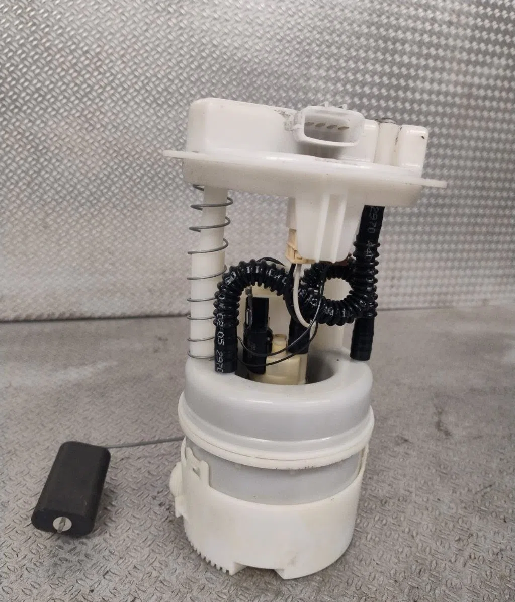 Pompe à carburant électrique Renault TWINGO II (CN0_) 1.2 16v (cn0k, cn0v) (2007) 3 portes occasion