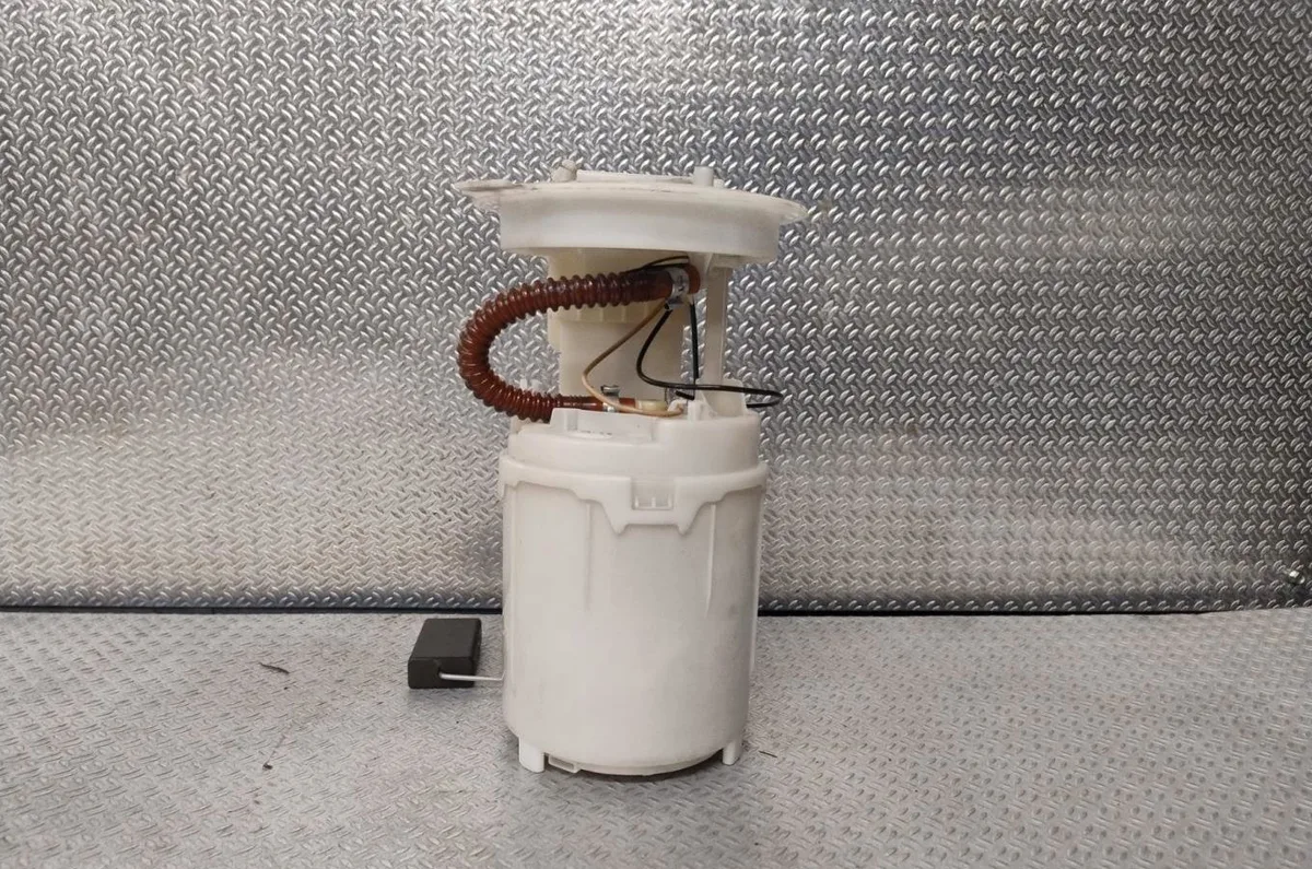 Pompe à carburant électrique Volkswagen JETTA III (1K2) 1.6 (2004-2010) occasion
