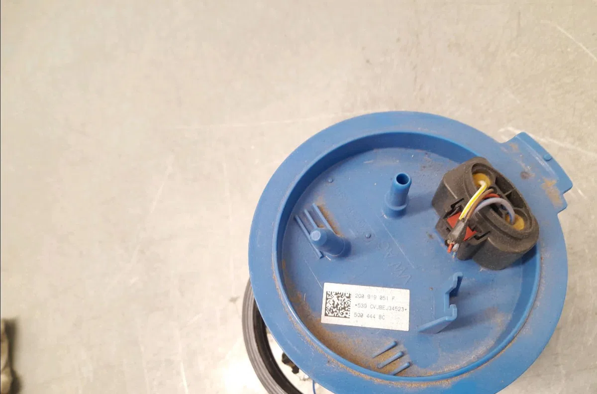 Pompe à carburant électrique Volkswagen POLO VI (AW1, BZ1, AE1) 1.0 tsi (2017) occasion