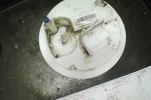 Pompe à carburant immergée Alfa romeo MITO (955_) 1.4 (955axv1a) (2011-2018) occasion