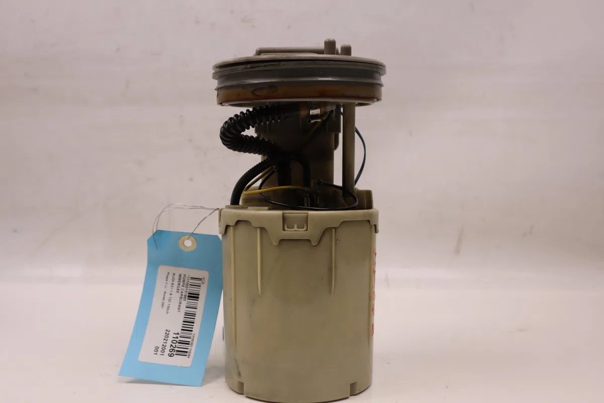 Pompe à carburant immergée Audi A3 (8L1) 1.9 tdi (1996-2001) occasion