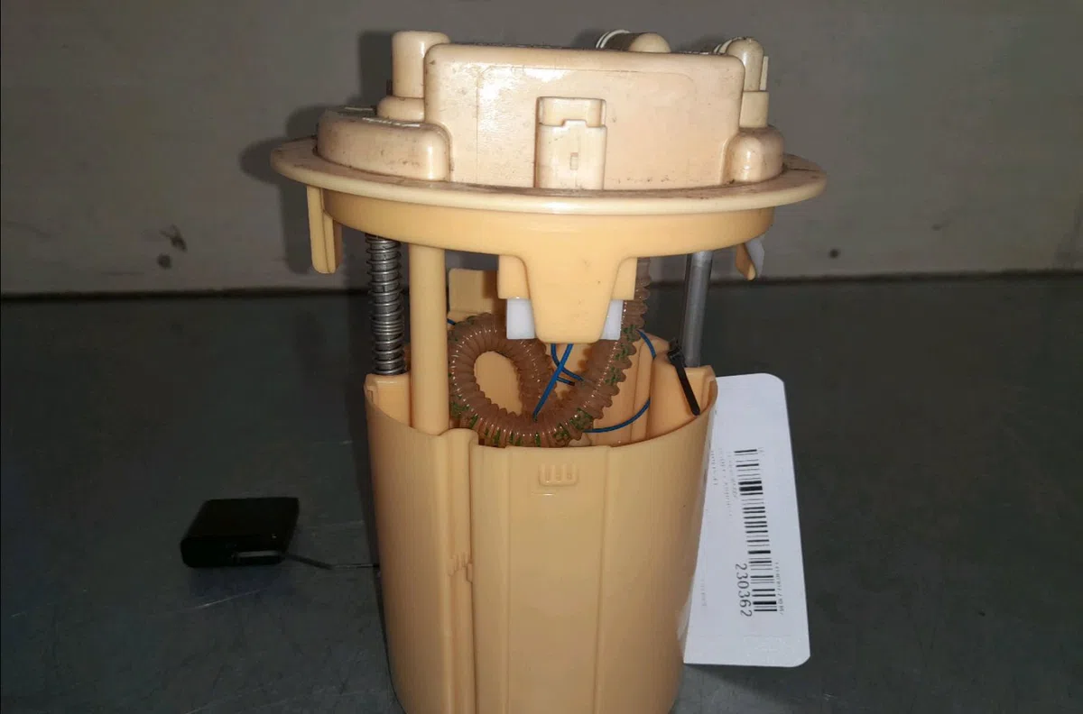 Pompe à carburant immergée Citroen BERLINGO MULTISPACE (B9) 1.6 hdi 90 (2010) occasion