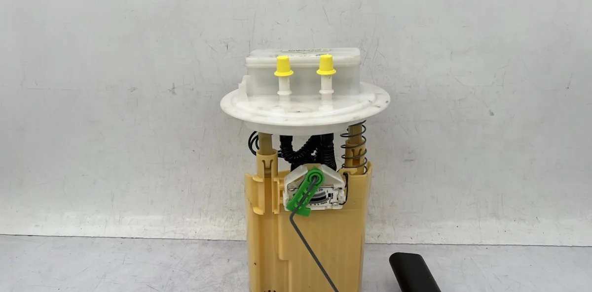 Pompe à carburant immergée DACIA SANDERO 2 PHASE 2 occasion