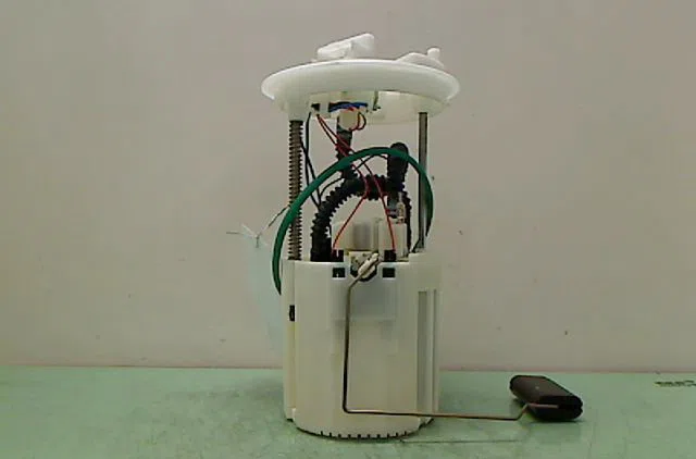 Pompe à carburant immergée FIAT STILO occasion
