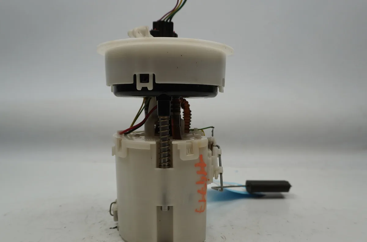 Pompe à carburant immergée Mazda 2 (DE_, DH_) 1.3 (de3fs) (2007-2015) occasion