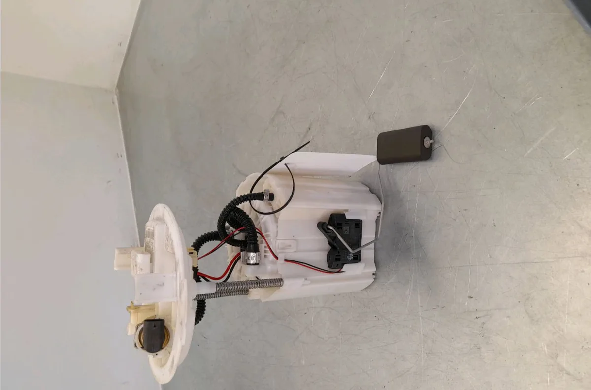 Pompe à carburant immergée Mercedes-benz CLASSE A (W176) A 160 (176.041) (2015-2018) occasion