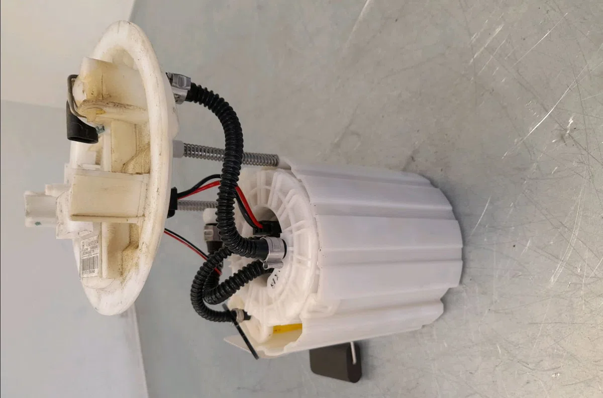 Pompe à carburant immergée Mercedes-benz CLASSE A (W176) A 160 (176.041) (2015-2018) occasion