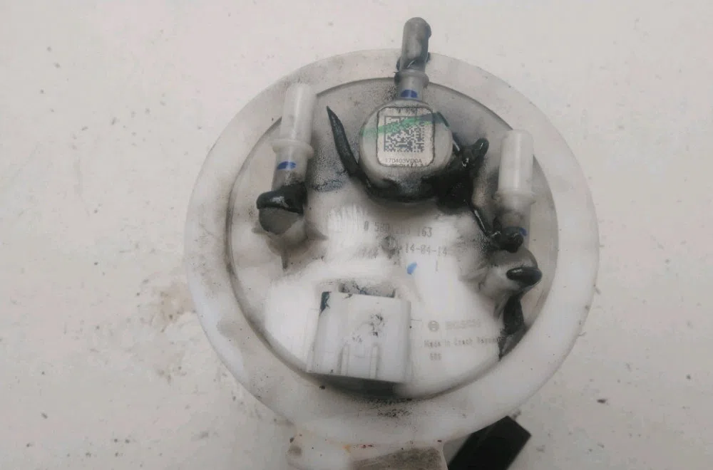 Pompe à carburant immergée Nissan NOTE (E12) 1.5 dci (2013) occasion