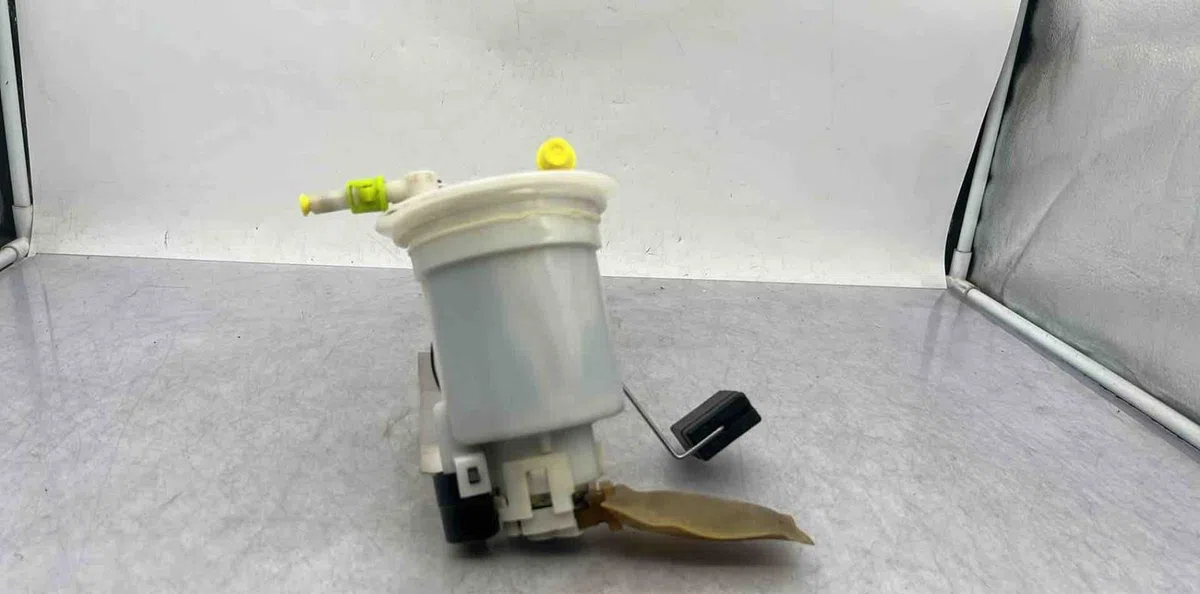 Pompe à carburant immergée NISSAN PIXO occasion