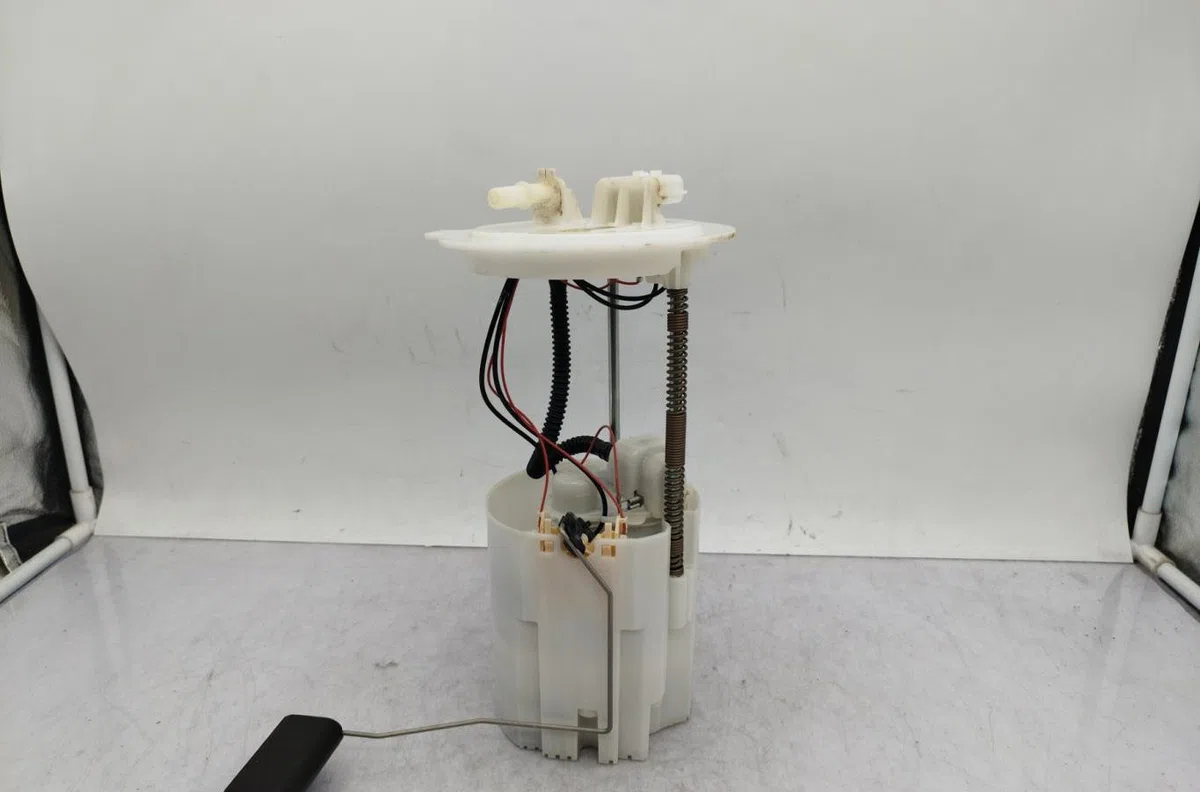 Pompe à carburant immergée NISSAN QASHQAI 2 PHASE 1 occasion