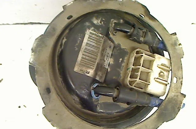 Pompe à carburant immergée Opel ASTRA G A trois volumes (T98) 1.6 16v (f69) (1998-2005) occasion