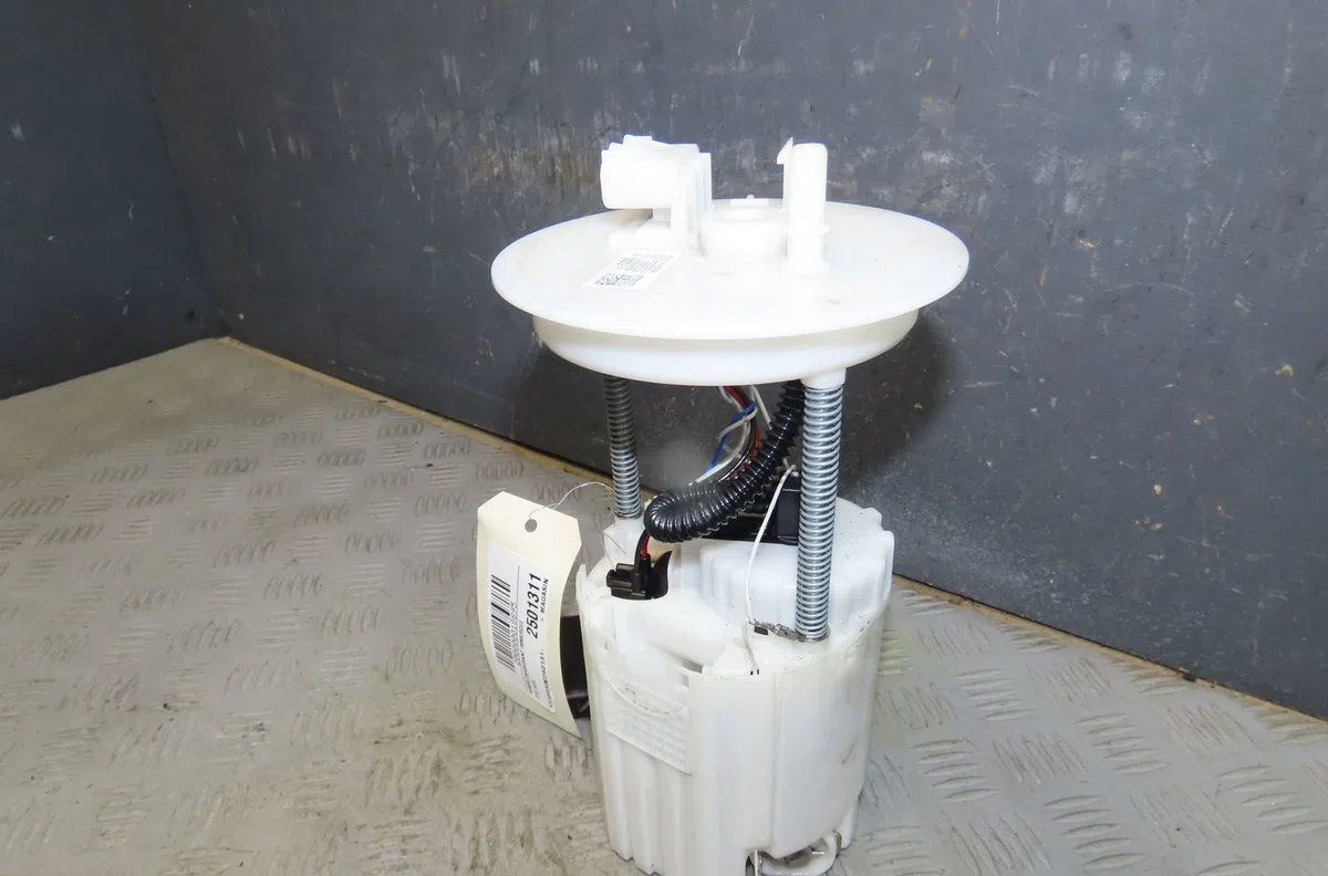 Pompe à carburant immergée Opel KARL (C16) 1.0 (2015-2018) occasion