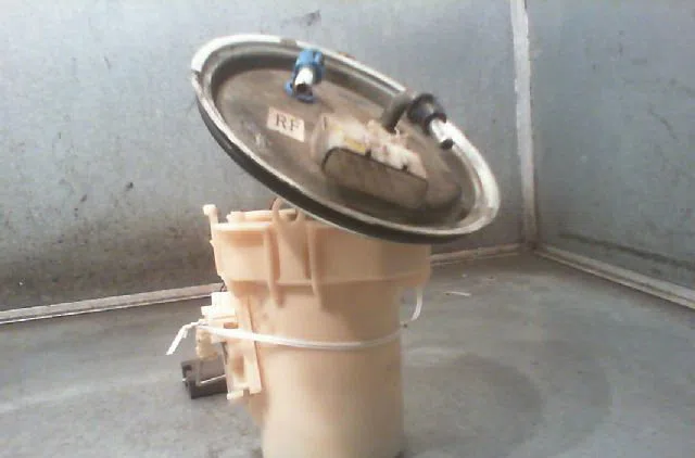 Pompe à carburant immergée Opel VECTRA B (J96) 1.6 i 16v (f19) (1995-2002) occasion
