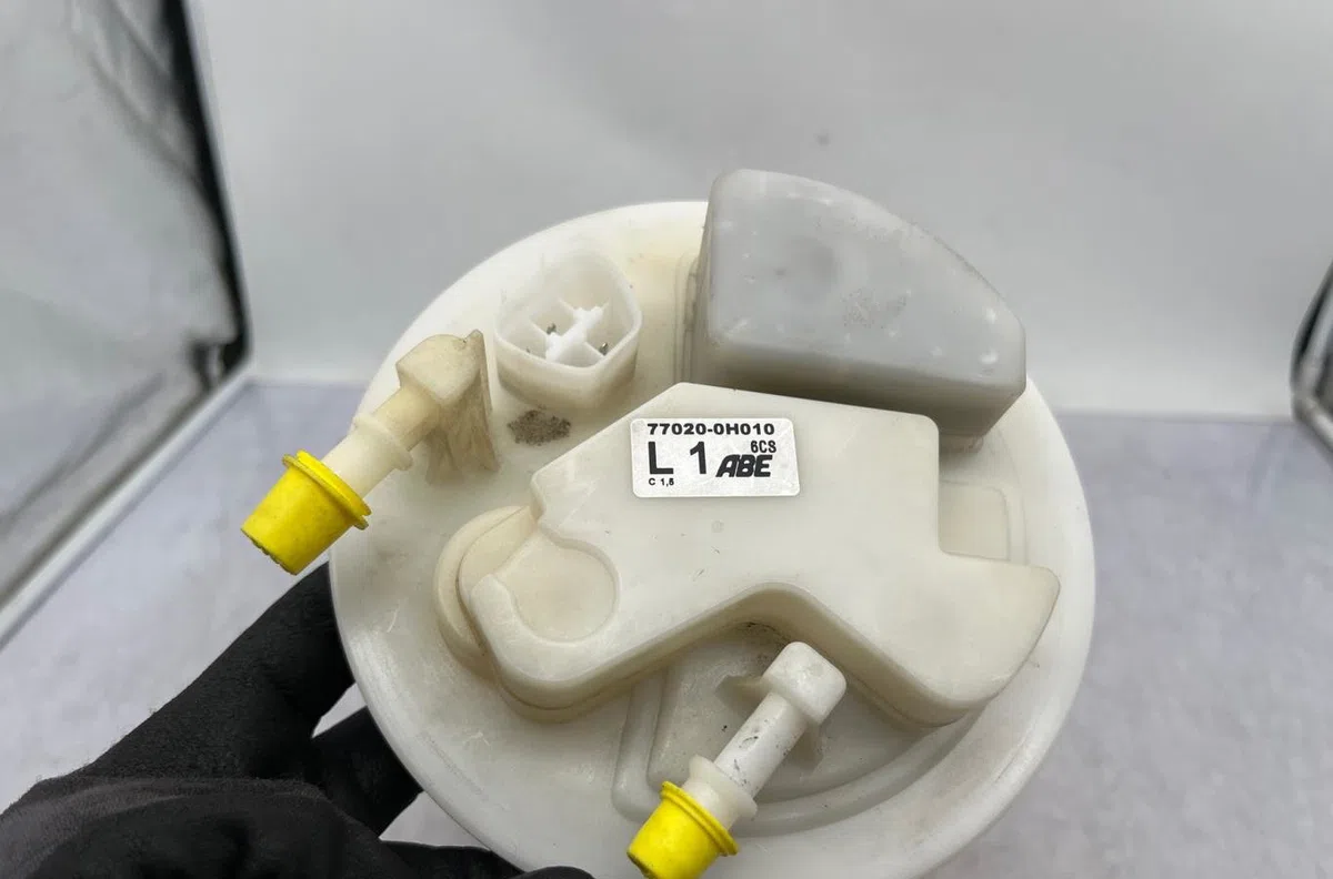 Pompe à carburant immergée PEUGEOT 107 PHASE 2 occasion