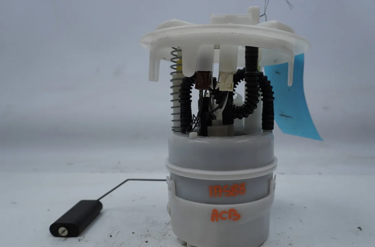 Pompe à carburant immergée Peugeot 3008 Monospace (0U_) 1.6 thp (2009-2016) occasion