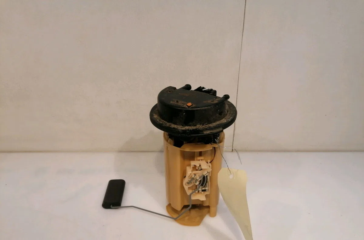 Pompe à carburant immergée Peugeot 406 (8B) 1.8 16v (1995-2000) occasion