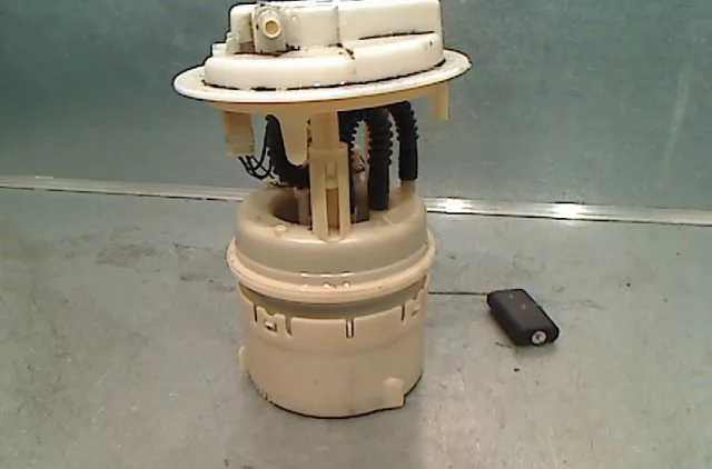Pompe à carburant immergée PEUGEOT 406 Phase 1 10-1995--04-1999 occasion