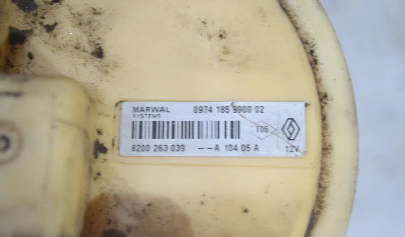Pompe à carburant immergée RENAULT CLIO 3 PHASE 1 occasion