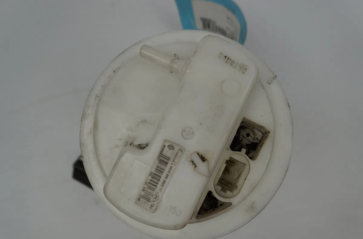 Pompe à carburant immergée Renault CLIO II (BB_, CB_) 1.2 (bb0a, bb0f, bb10, bb1k, bb28, bb2d, bb2h, cb0a,... (1998-2010