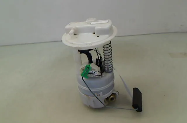 Pompe à carburant immergée Renault CLIO III (BR0-1, CR0-1) 1.2 16v (br02, br0j, br11, cr02, cr0j, cr11) (2005-2014) 5 po