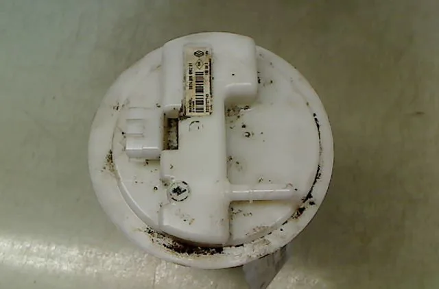Pompe à carburant immergée Renault CLIO III (BR0-1, CR0-1) 1.2 16v (br0p, cr0p) (2007-2014) occasion