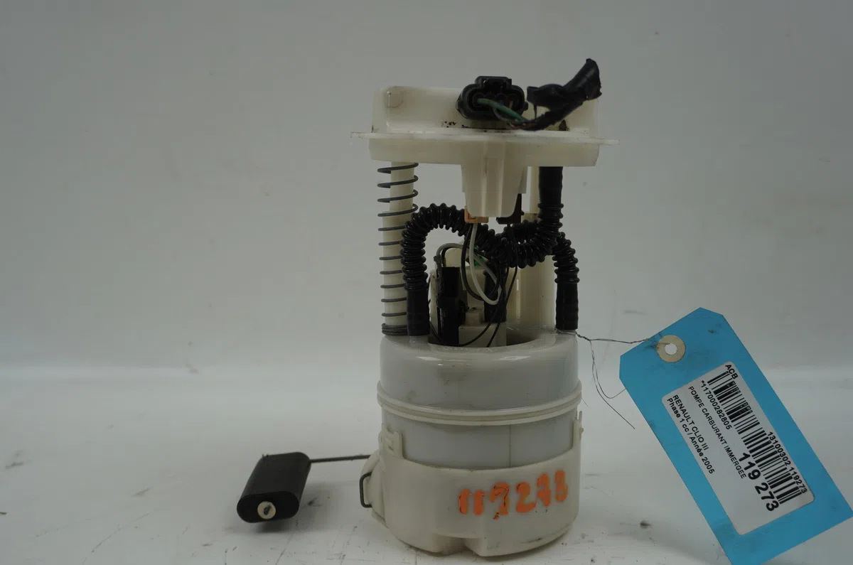 Pompe à carburant immergée Renault CLIO III (BR0-1, CR0-1) 1.4 16v (2005-2012) occasion
