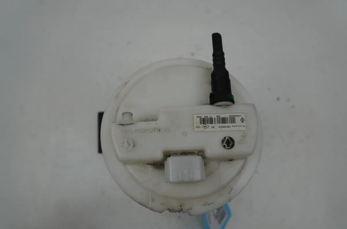 Pompe à carburant immergée Renault CLIO IV (BH_) 1.2 16v (2012) occasion