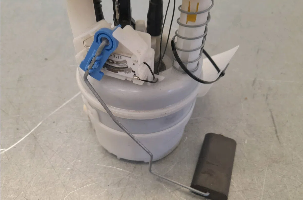 Pompe à carburant immergée Renault CLIO V (B7_) 1.0 tce 100 (b7mt) (2019) occasion